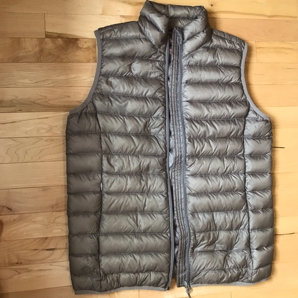 Joe Fresh Jackets & Blazers - Joe Fresh puffy vest packable women’s medium grey sleeveless lightweight puffer